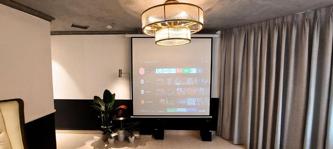 A In Hotel Del Luna Ho Şi Min Dış mekan fotoğraf